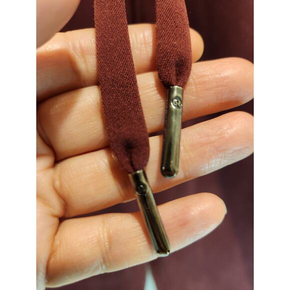 Lululemon Scuba High-Rise Jogger Fleece 28" Burgundy Sweatpants Size 4 - Picture 4 of 7